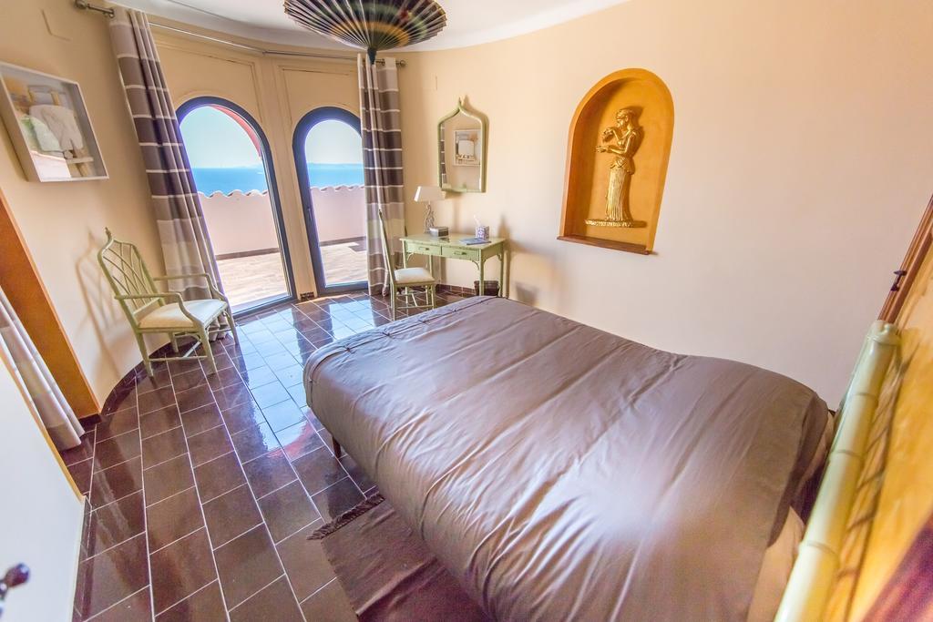 Villa Escapade Roses Eksteriør bilde