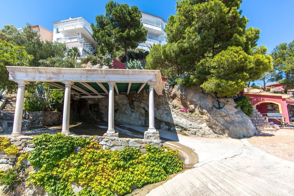 Villa Escapade Roses Eksteriør bilde