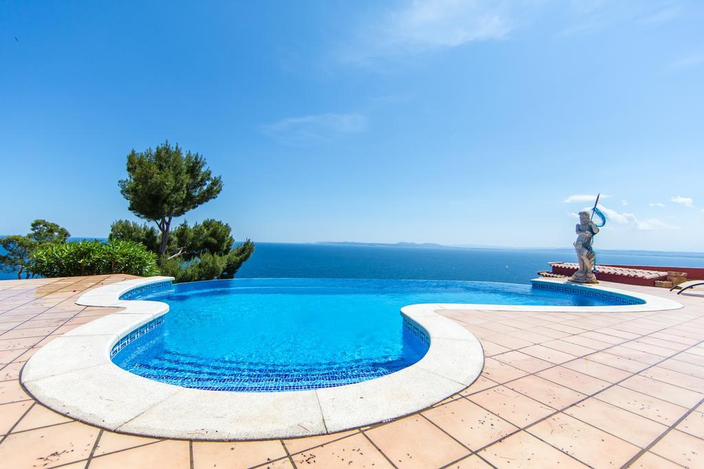 Villa Escapade Roses Eksteriør bilde