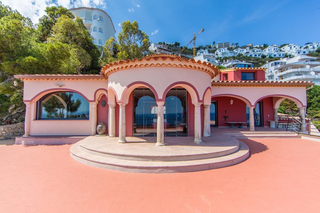 Villa Escapade Roses Eksteriør bilde