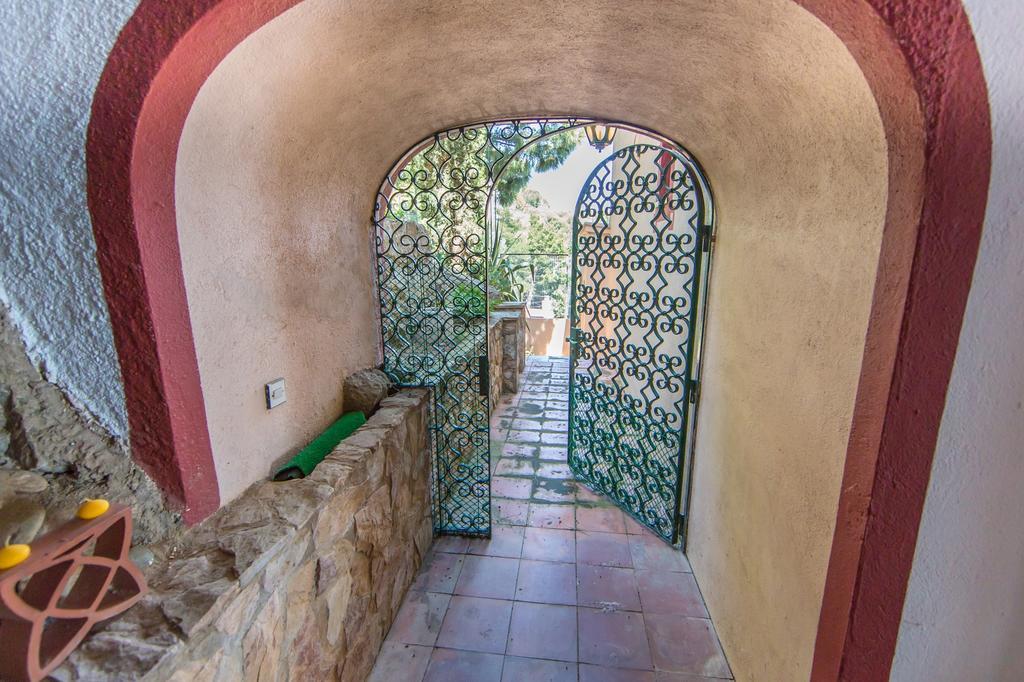 Villa Escapade Roses Eksteriør bilde