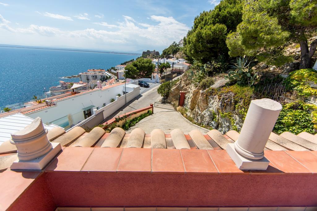 Villa Escapade Roses Eksteriør bilde
