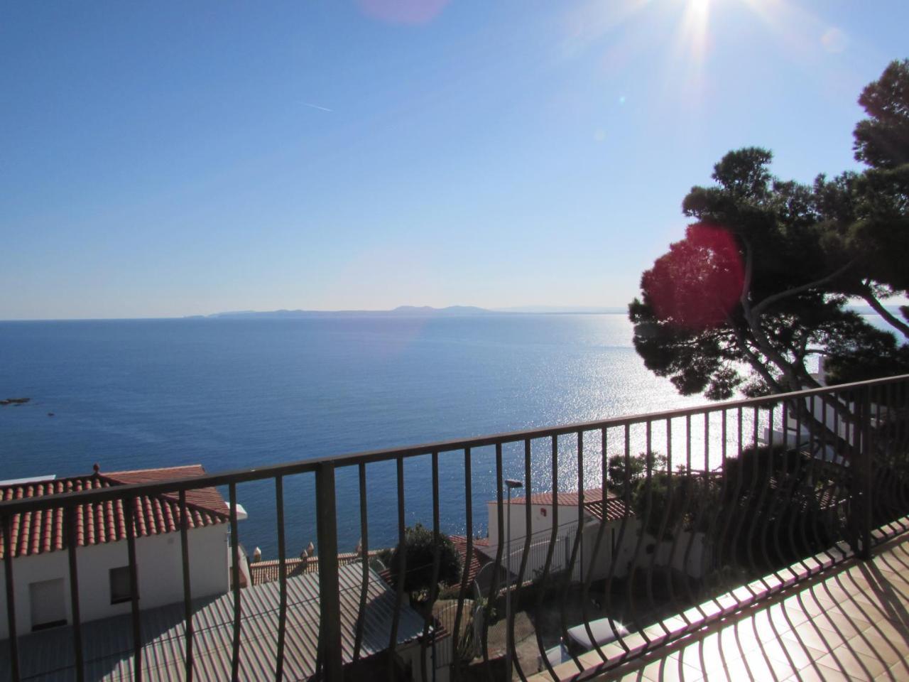 Villa Escapade Roses Eksteriør bilde
